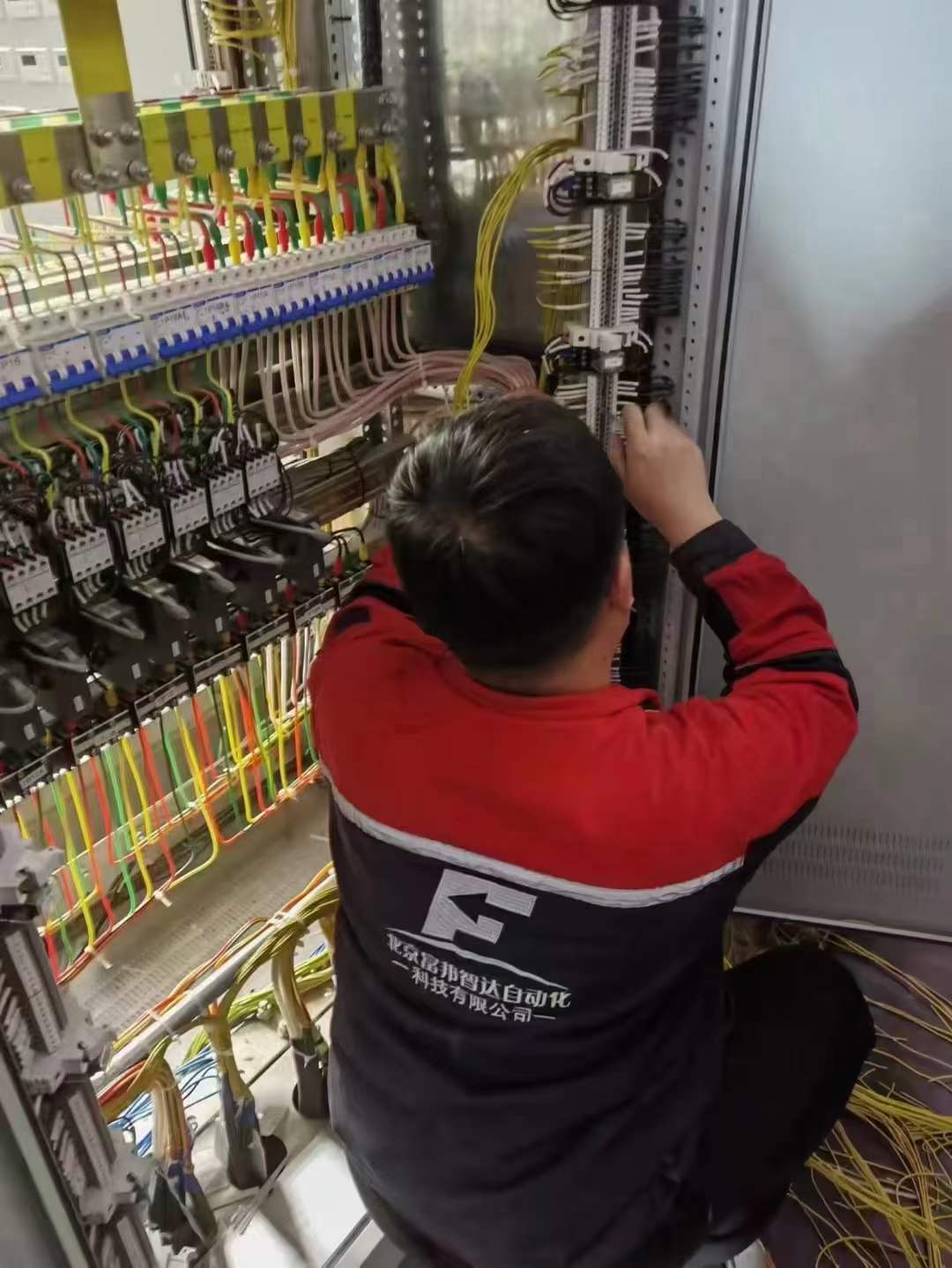 唐山某氨水制备工厂自动化施工掠影